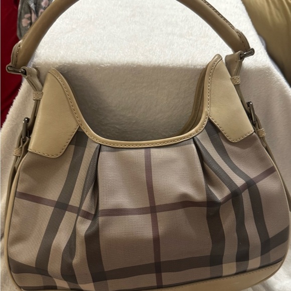 Burberry Cream and Brown Shoulder Bag with Classic‎ Plaid Design excellent cond - Picture 1 of 14